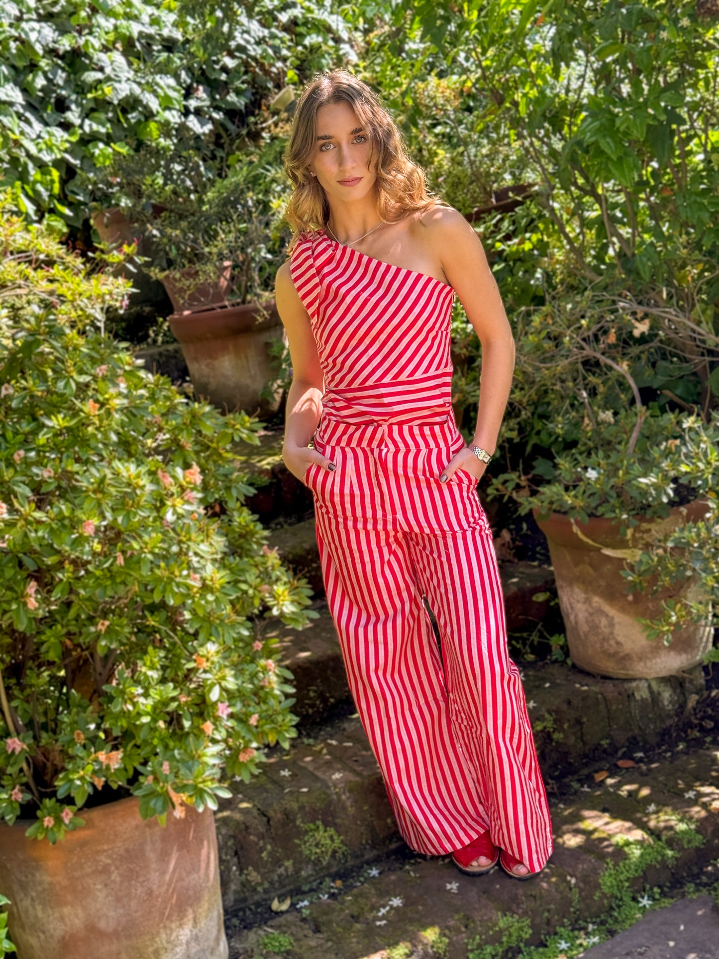 Top asimétrico lino Moro